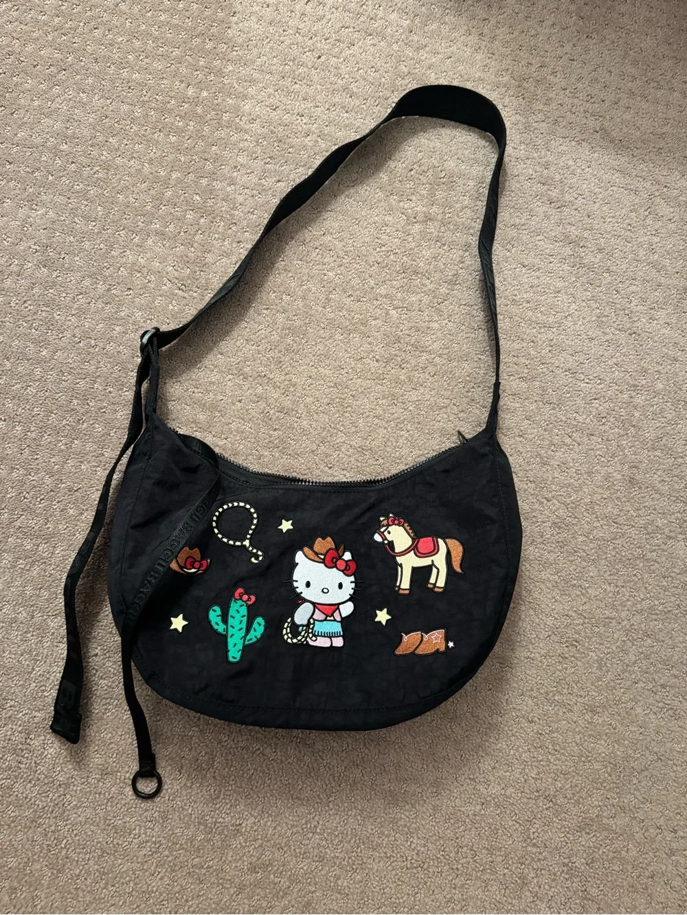 BAGGU x Hello Kitty Western Medium Nylon Crescent Bag Black